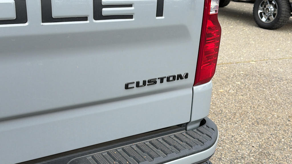 Thumbnail: 2024 Chevrolet Silverado 1500 - 20