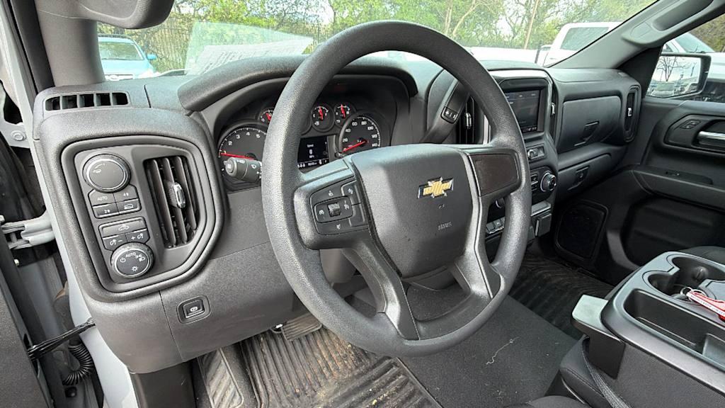 Thumbnail: 2024 Chevrolet Silverado 1500 - 2