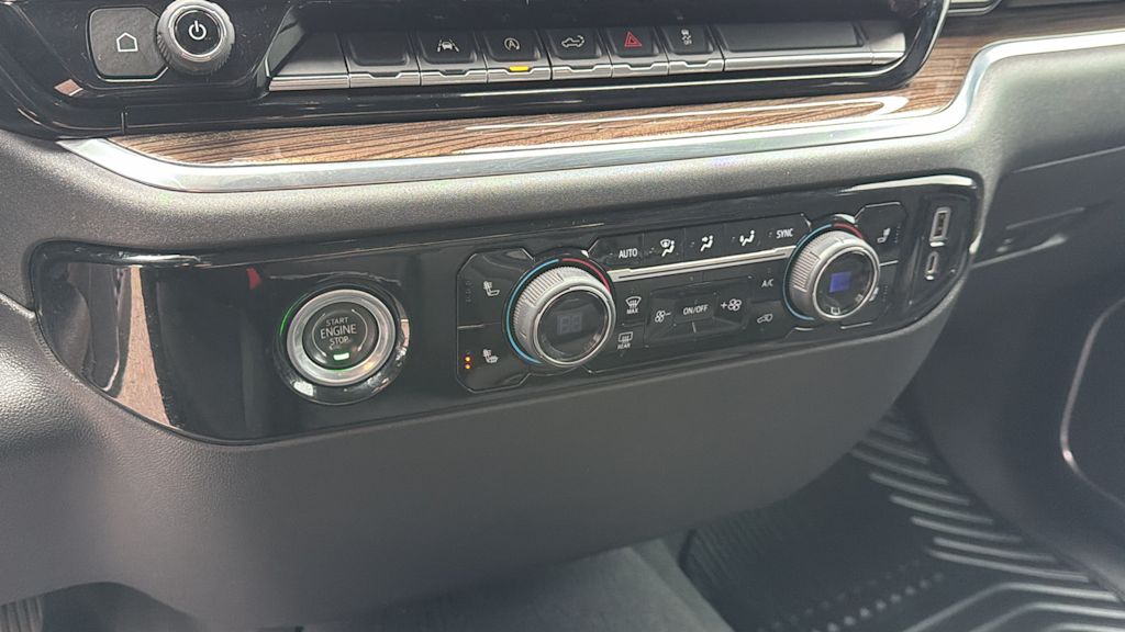 Thumbnail: 2022 Chevrolet Silverado 1500 - 20