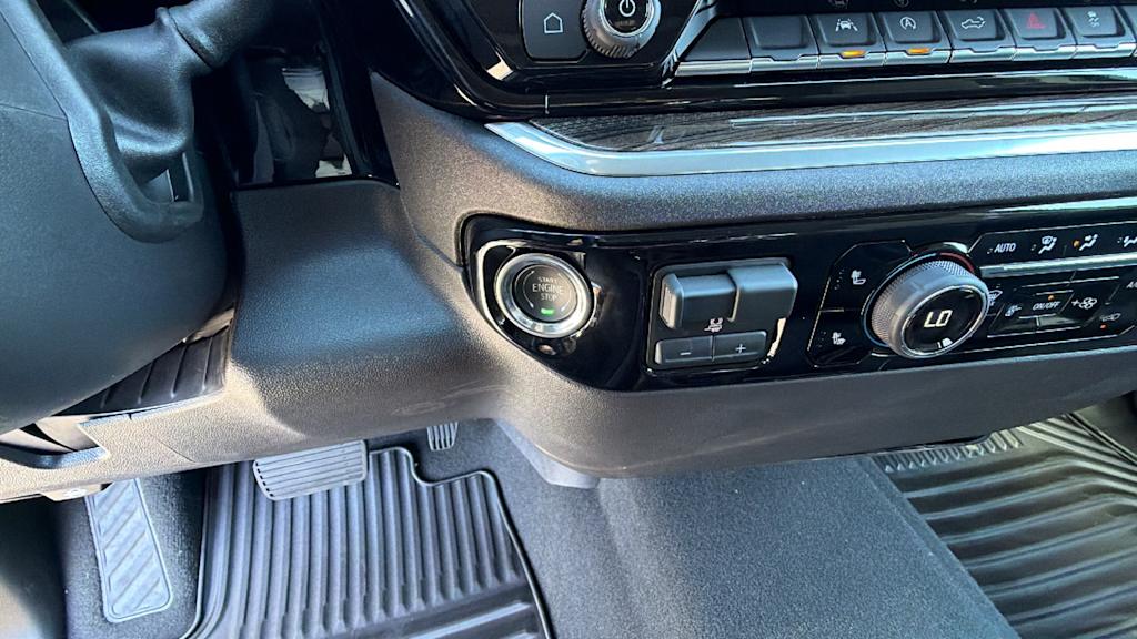Thumbnail: 2026 Chevrolet Silverado 1500 - 24