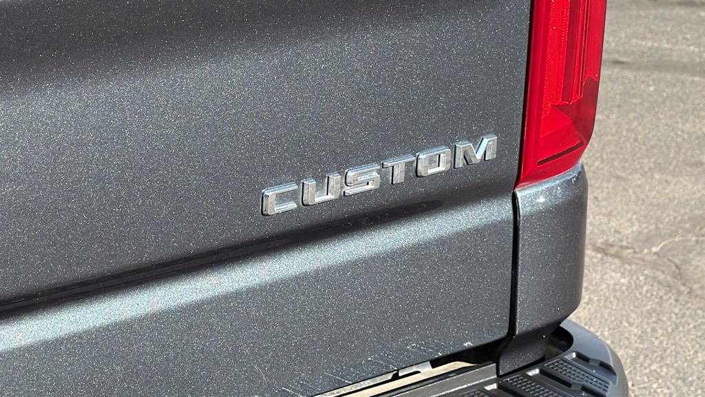 Thumbnail: 2021 Chevrolet Silverado 1500 - 7