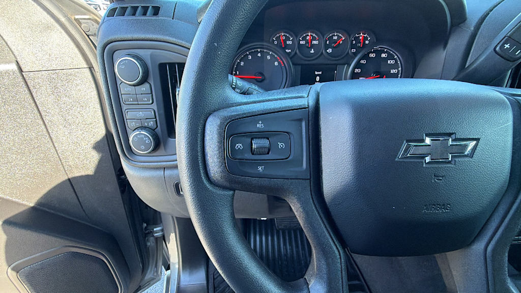 Thumbnail: 2020 Chevrolet Silverado 1500 - 25