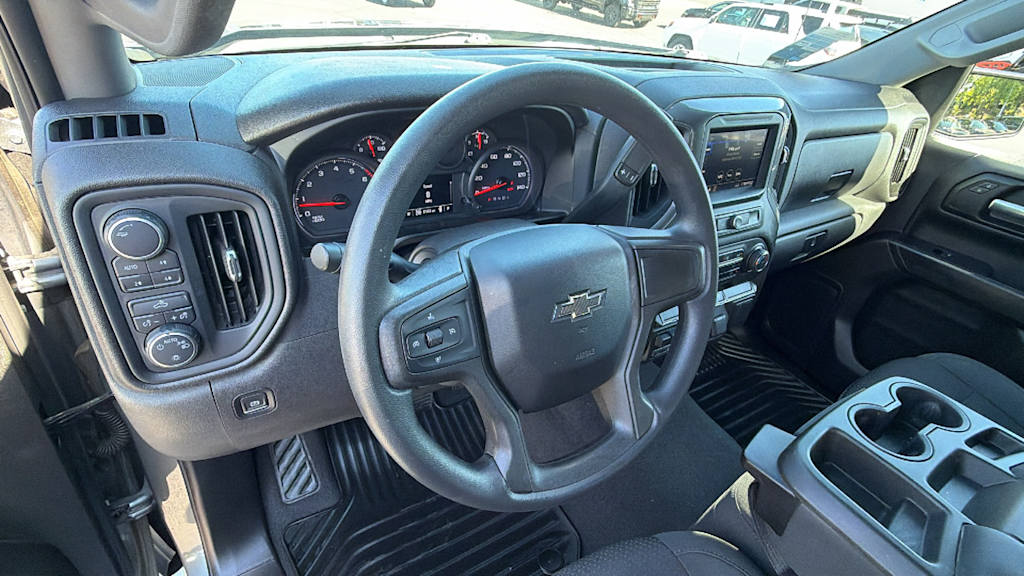 Thumbnail: 2020 Chevrolet Silverado 1500 - 2