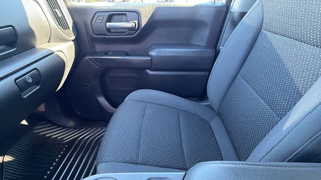 Thumbnail: 2020 Chevrolet Silverado 1500 - 11