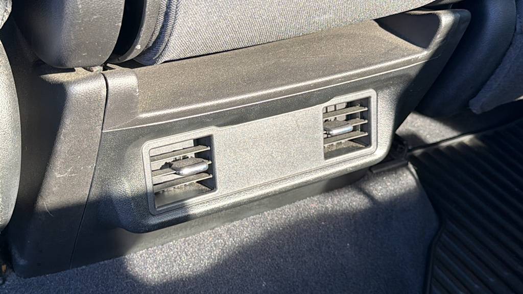 Thumbnail: 2020 Chevrolet Silverado 1500 - 29