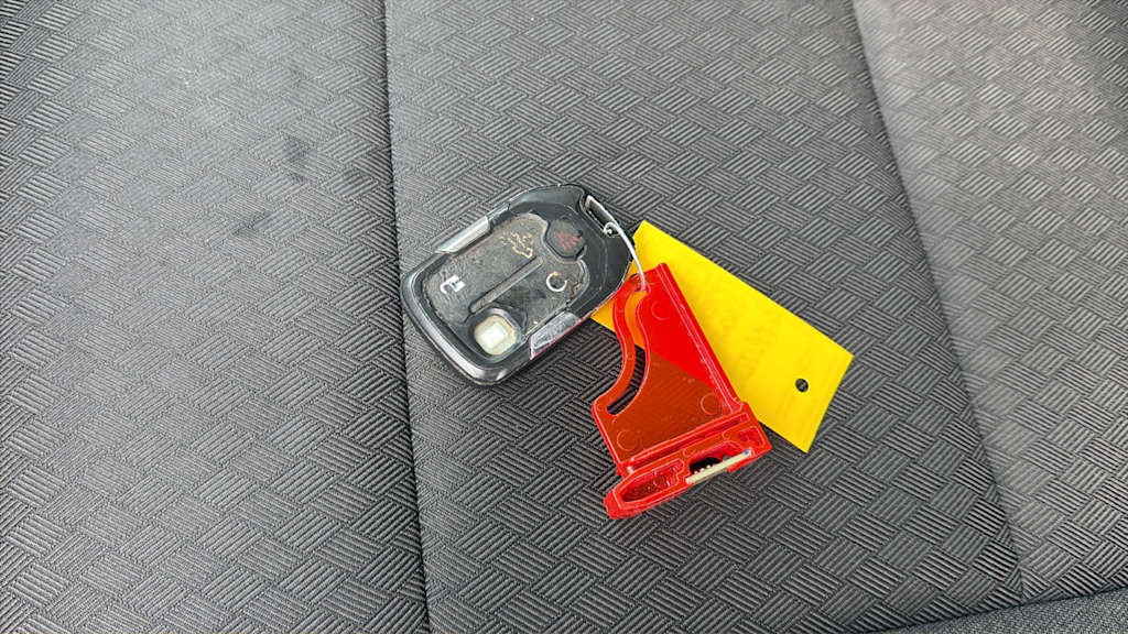 Thumbnail: 2021 Chevrolet Silverado 1500 - 16