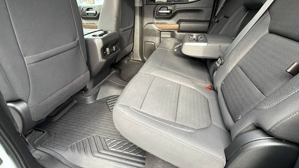 Thumbnail: 2021 Chevrolet Silverado 1500 - 26