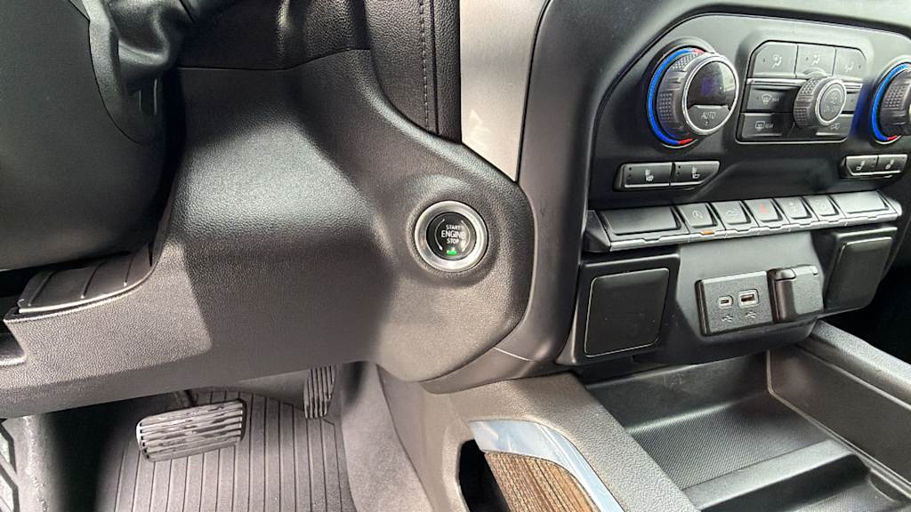 Thumbnail: 2021 Chevrolet Silverado 1500 - 14