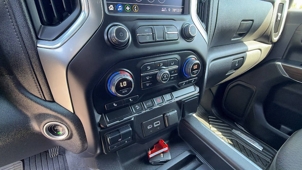 Thumbnail: 2021 Chevrolet Silverado 1500 - 13