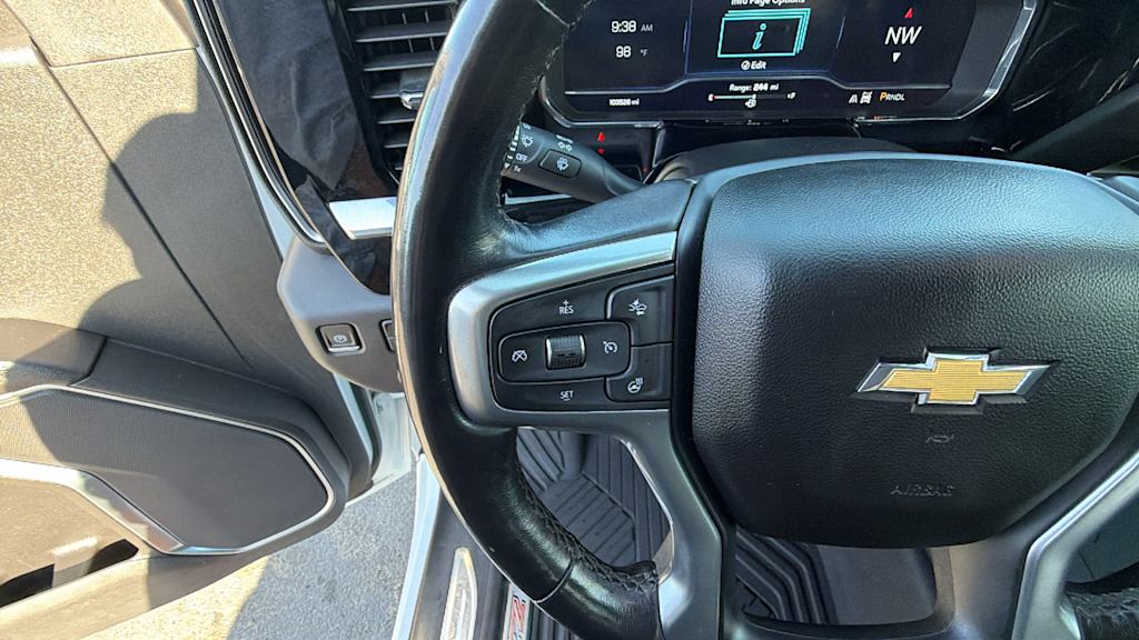 Thumbnail: 2022 Chevrolet Silverado 1500 - 26