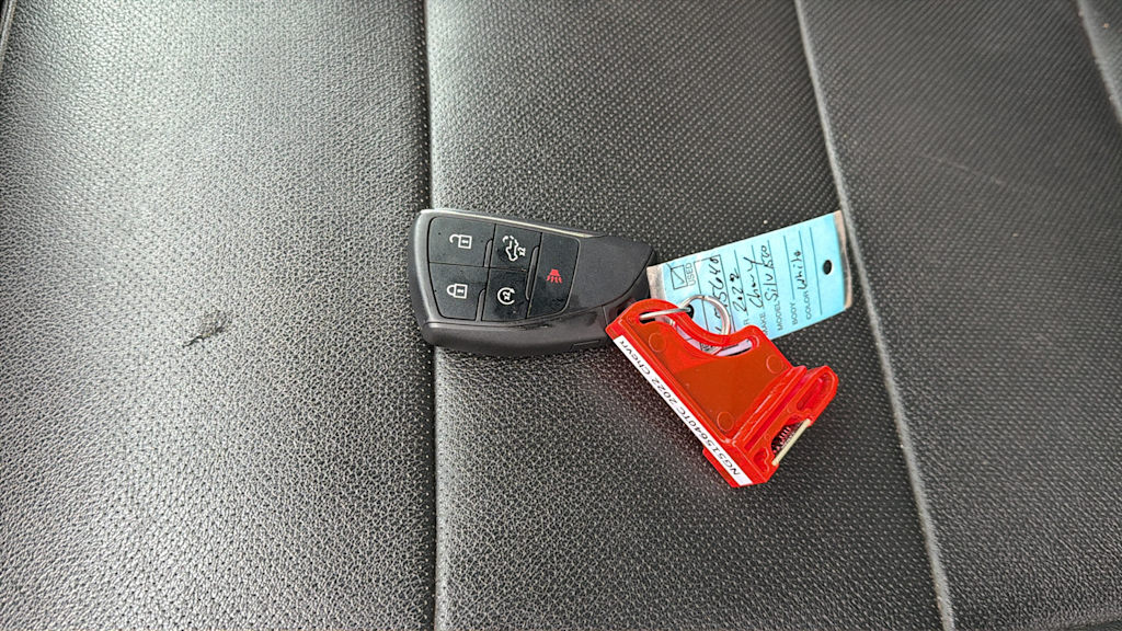 Thumbnail: 2022 Chevrolet Silverado 1500 - 15