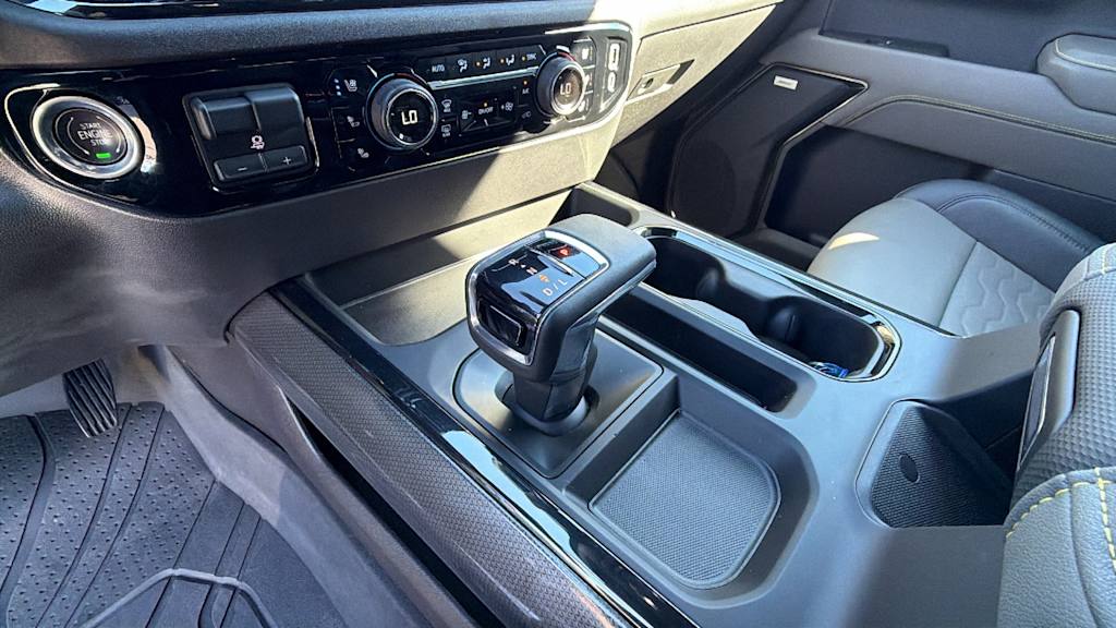 Thumbnail: 2024 Chevrolet Silverado 1500 - 14