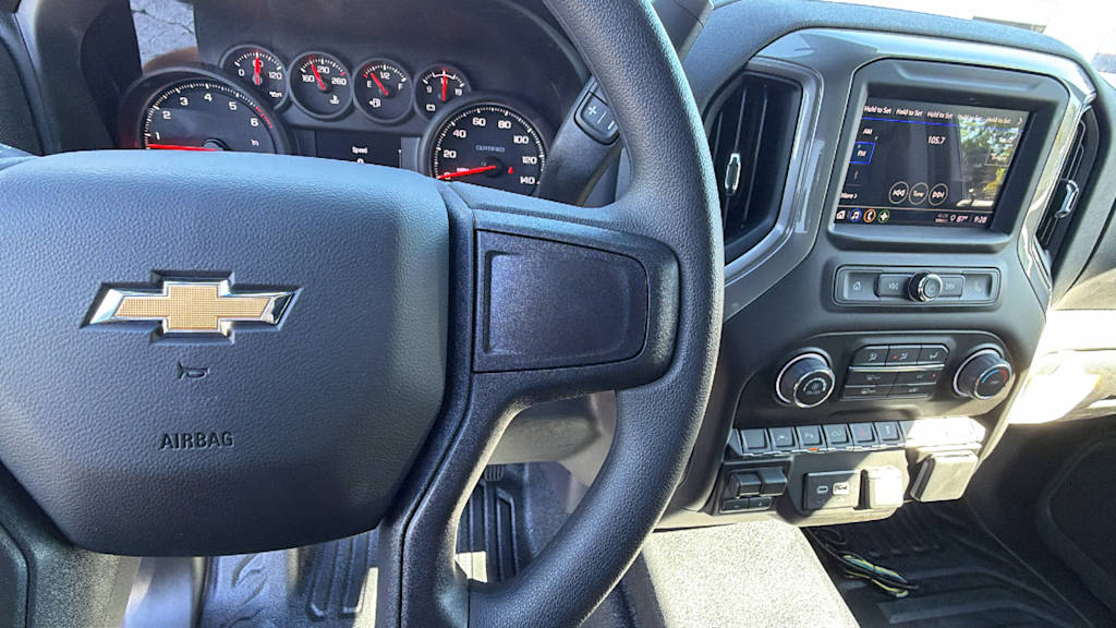 Thumbnail: 2026 Chevrolet Silverado 1500 - 24