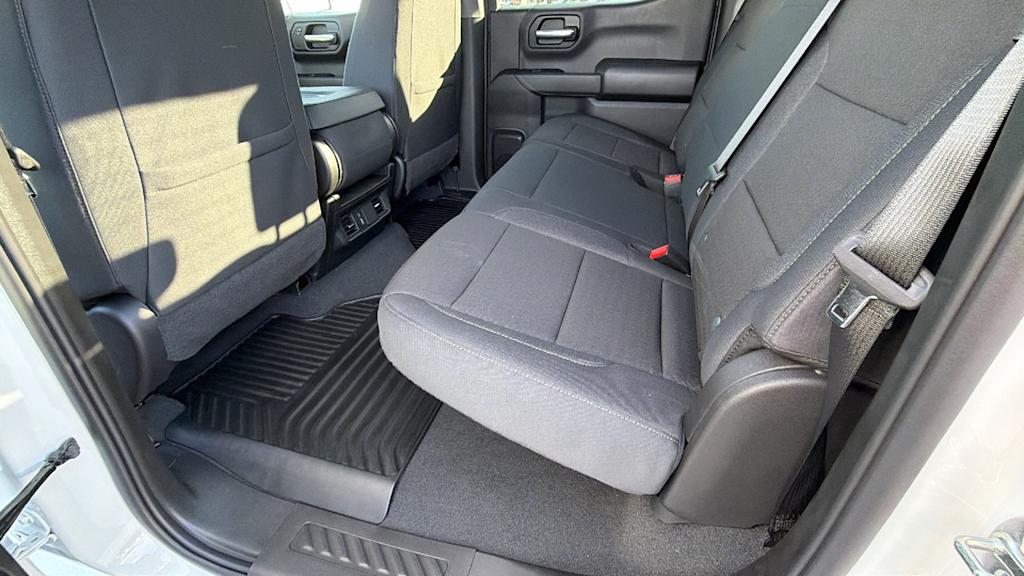 Thumbnail: 2026 Chevrolet Silverado 1500 - 11