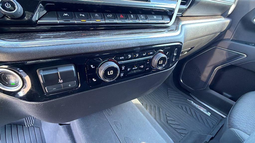 Thumbnail: 2025 Chevrolet Silverado 1500 - 20