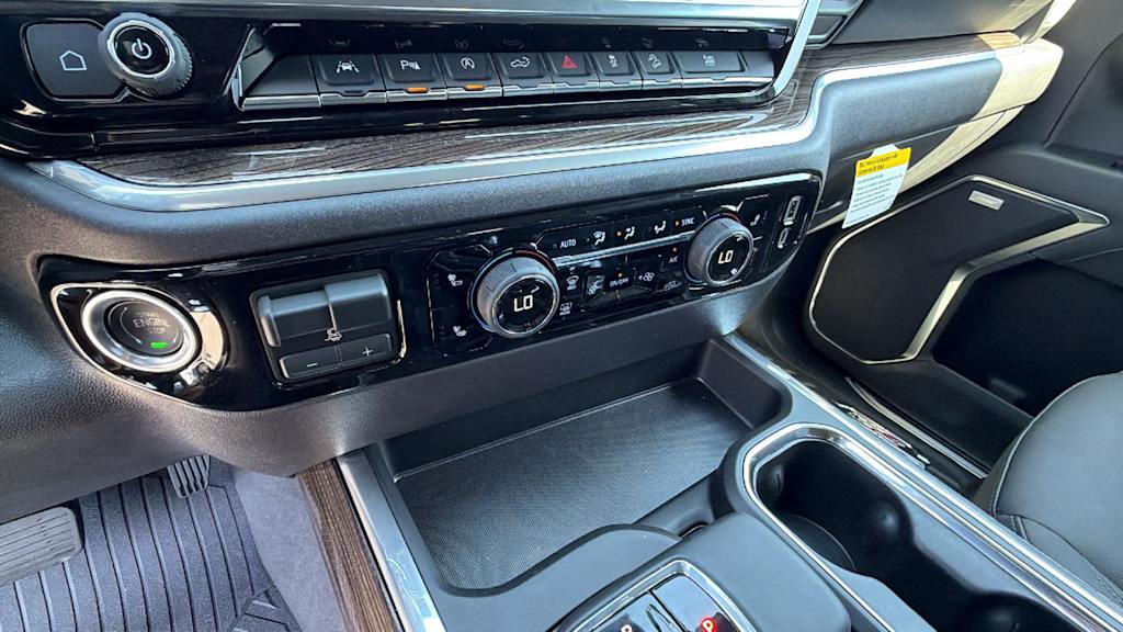 Thumbnail: 2026 Chevrolet Silverado 1500 - 22