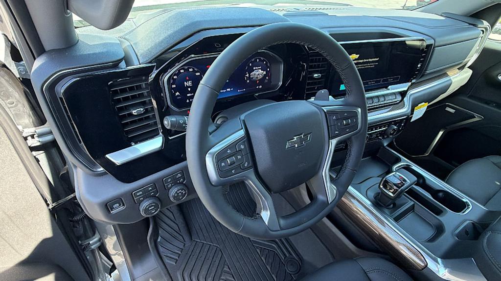 Thumbnail: 2026 Chevrolet Silverado 1500 - 2