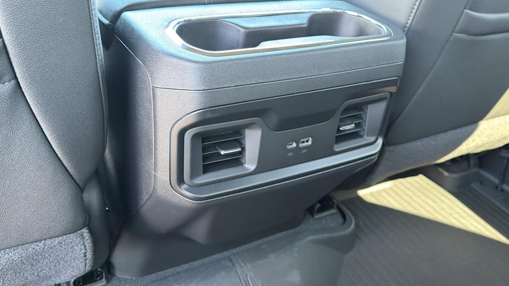 Thumbnail: 2026 Chevrolet Silverado 1500 - 28