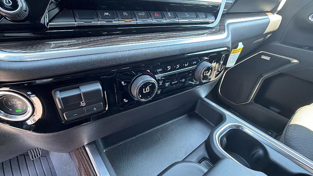 Thumbnail: 2026 Chevrolet Silverado 1500 - 22