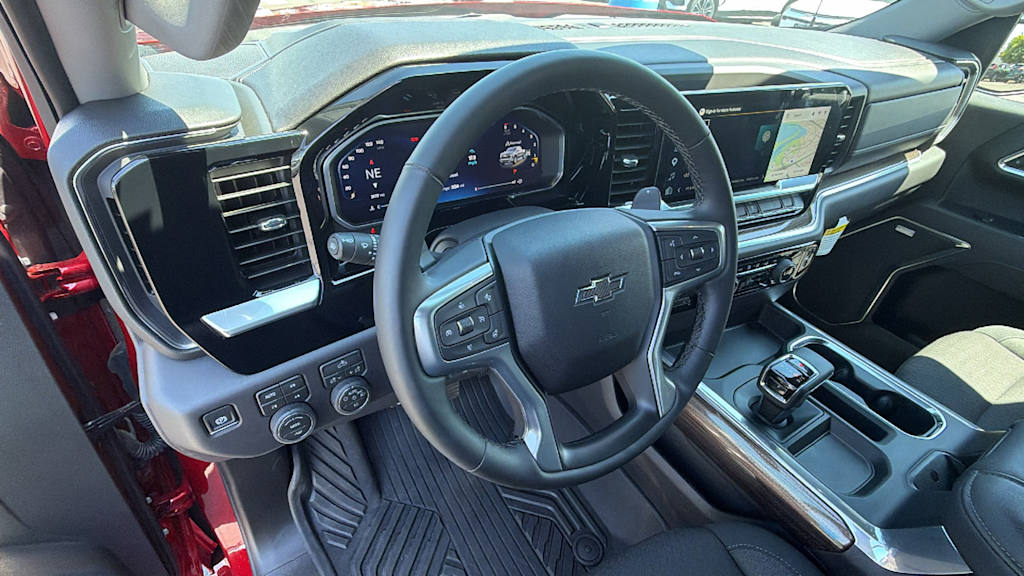 Thumbnail: 2026 Chevrolet Silverado 1500 - 2