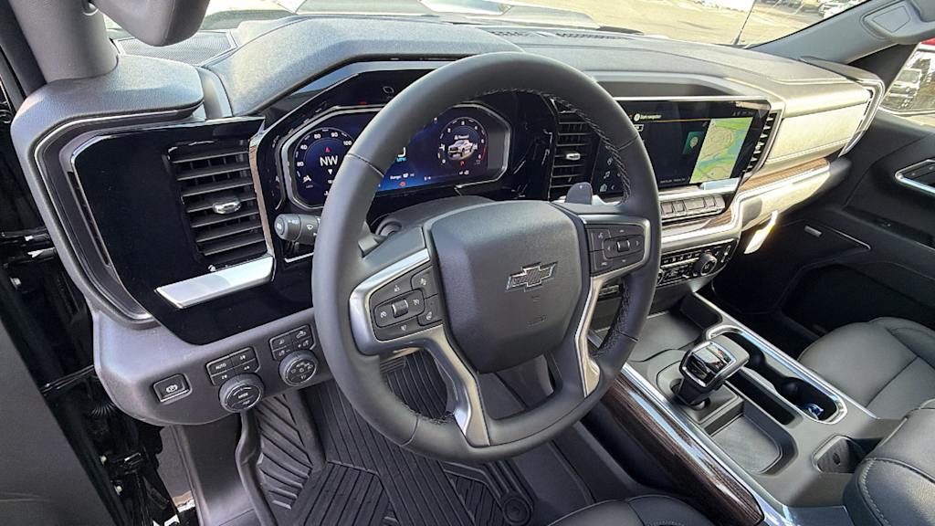 Thumbnail: 2026 Chevrolet Silverado 1500 - 2