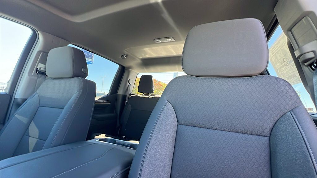 Thumbnail: 2026 Chevrolet Silverado 1500 - 10