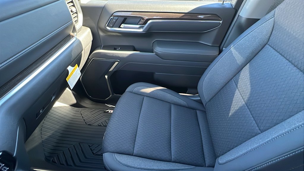 Thumbnail: 2026 Chevrolet Silverado 1500 - 11
