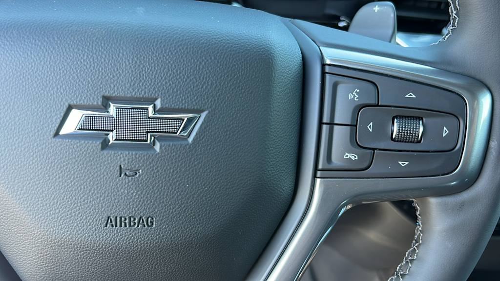 Thumbnail: 2026 Chevrolet Silverado 1500 - 26