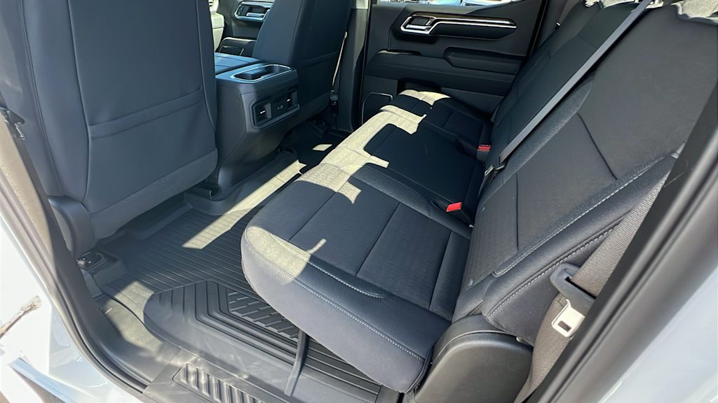Thumbnail: 2026 Chevrolet Silverado 1500 - 29