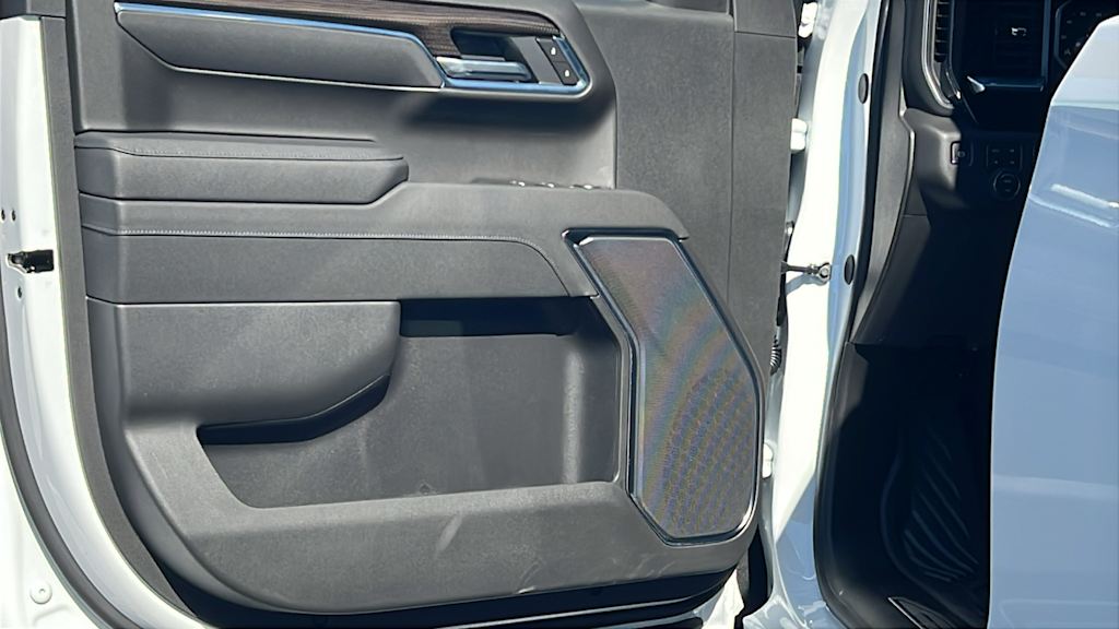 Thumbnail: 2026 Chevrolet Silverado 1500 - 28
