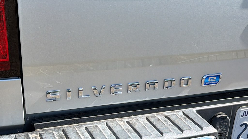 Thumbnail: 2018 Chevrolet Silverado 1500 - 20