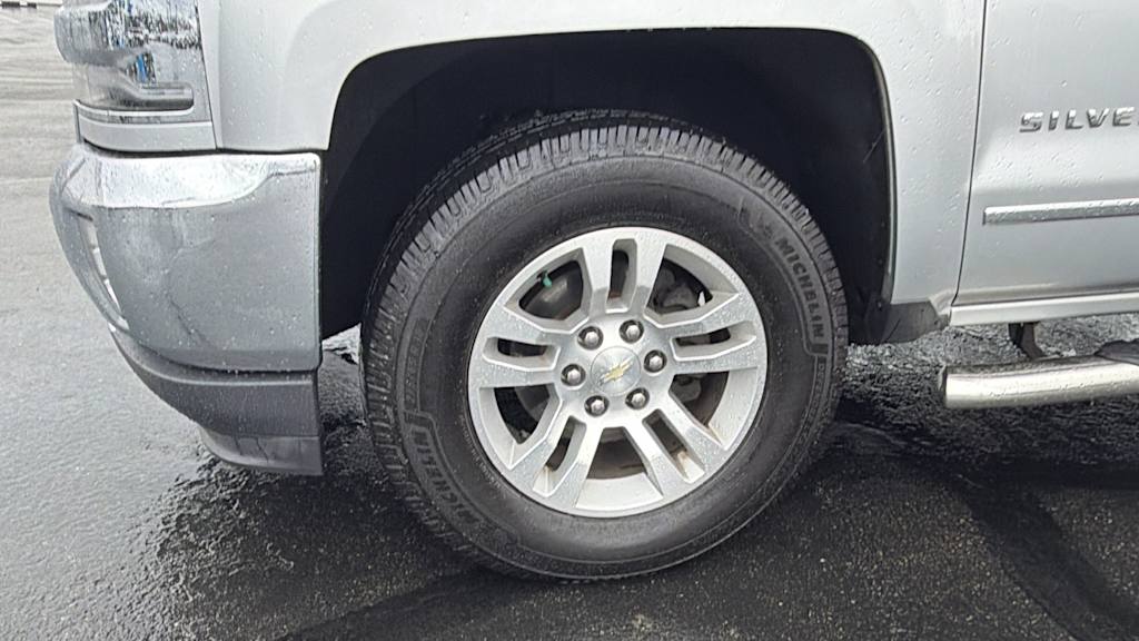 Thumbnail: 2018 Chevrolet Silverado 1500 - 7