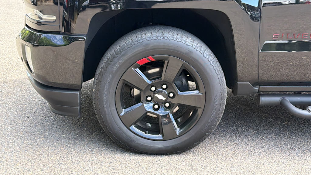 Thumbnail: 2017 Chevrolet Silverado 1500 - 7