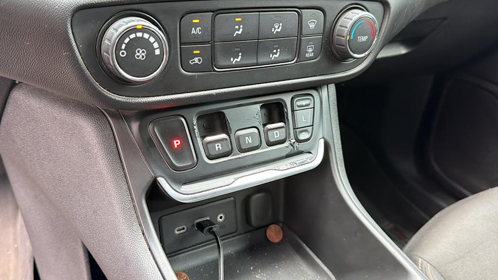 Thumbnail: 2018 GMC Terrain - 20