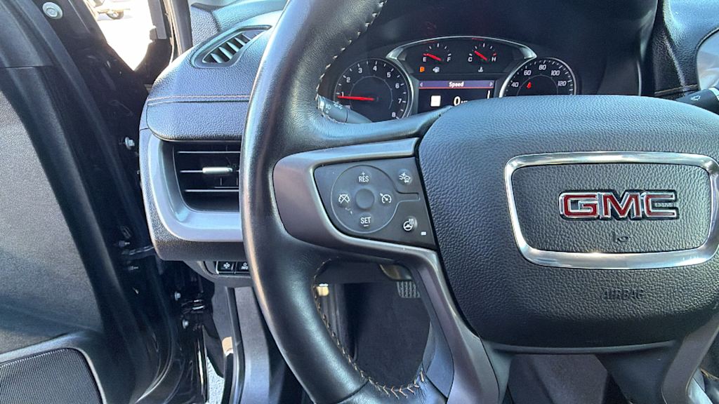 Thumbnail: 2022 GMC Terrain - 25