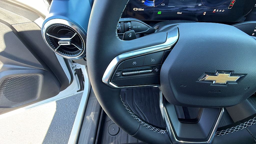 Thumbnail: 2026 Chevrolet Equinox - 25