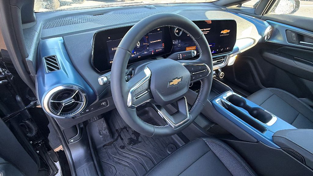 Thumbnail: 2026 Chevrolet Equinox - 2