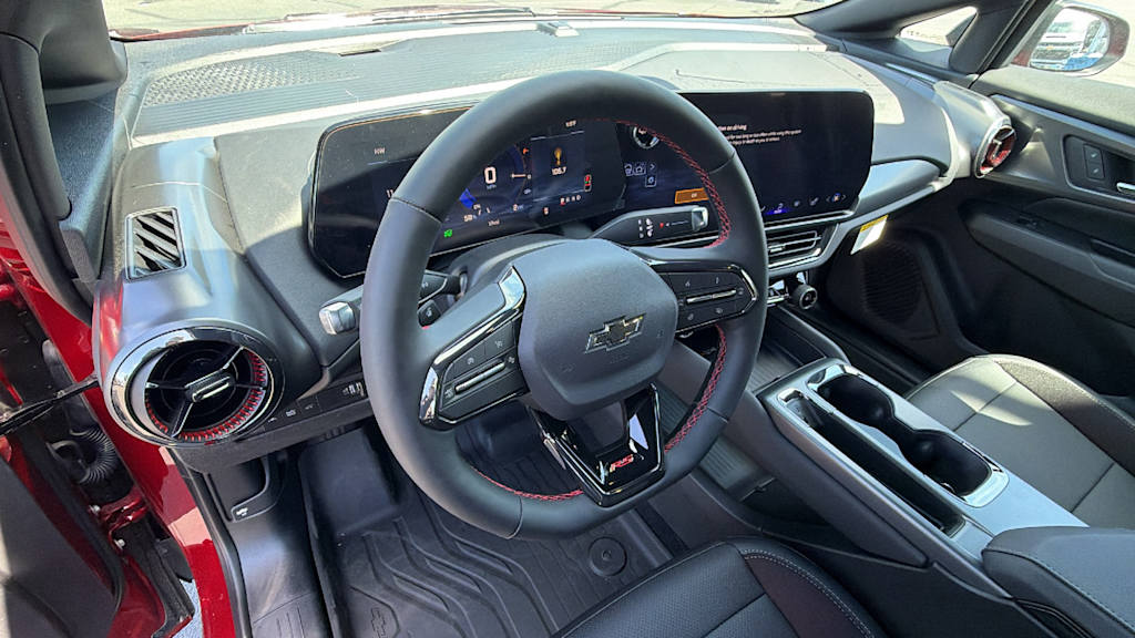 Thumbnail: 2026 Chevrolet Equinox - 2
