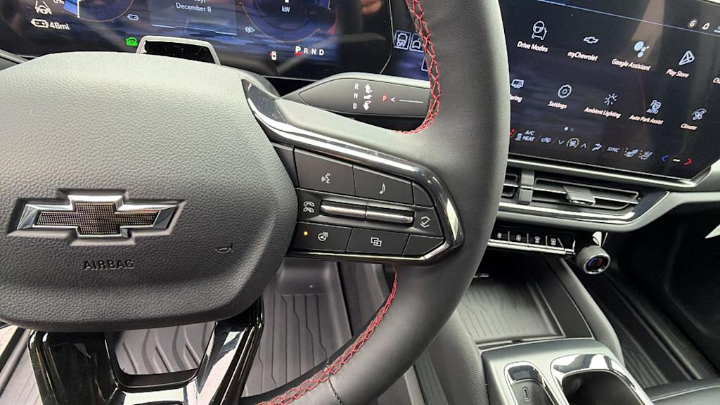 Thumbnail: 2026 Chevrolet Equinox - 26