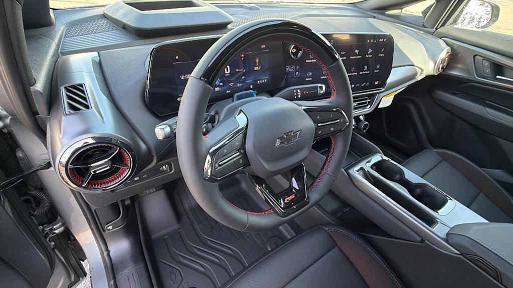 Thumbnail: 2026 Chevrolet Equinox - 2