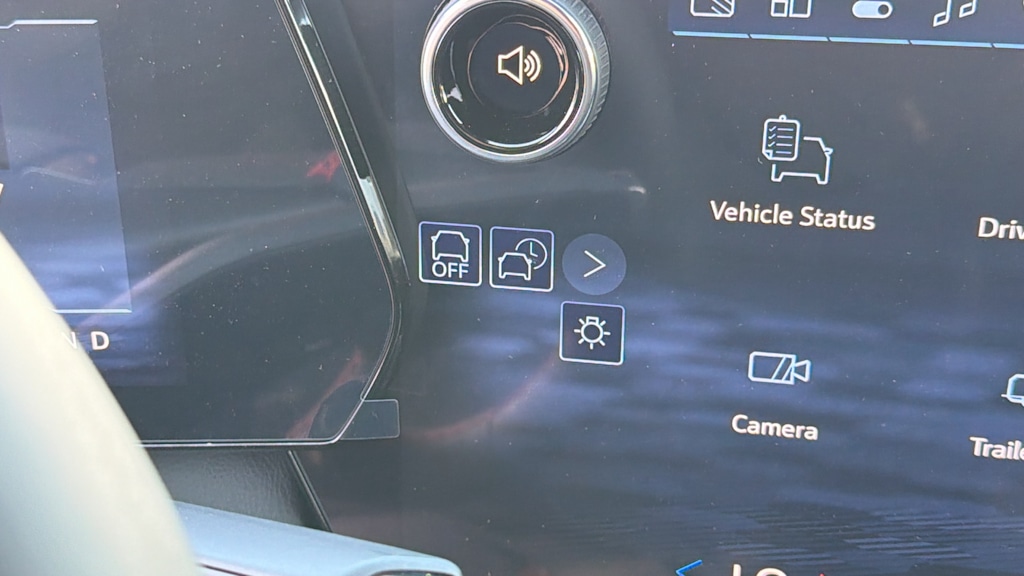 Thumbnail: 2026 Chevrolet Equinox - 23