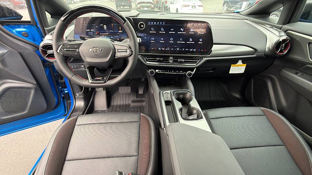 Thumbnail: 2026 Chevrolet Equinox - 12