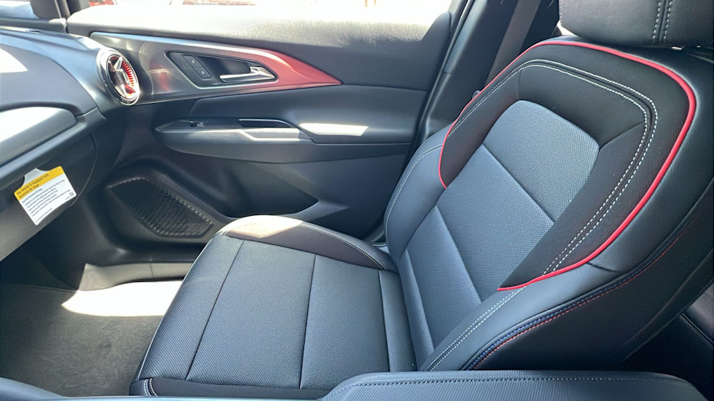 2025 Chevrolet Equinox RS 8