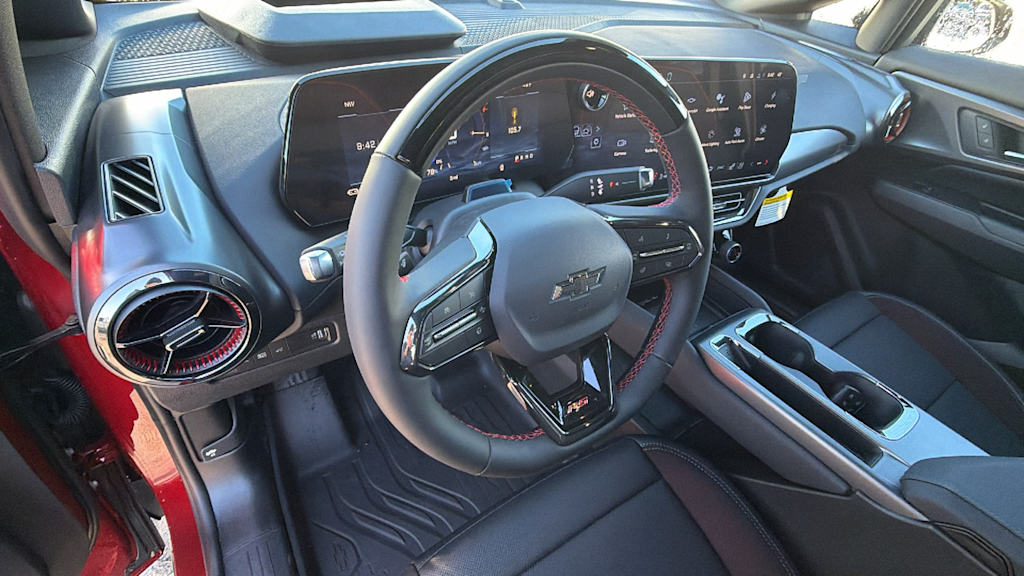 Thumbnail: 2026 Chevrolet Equinox - 2
