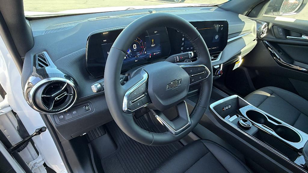 Thumbnail: 2027 Chevrolet Equinox - 2