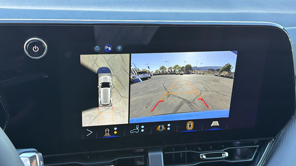 Thumbnail: 2027 Chevrolet Equinox - 22