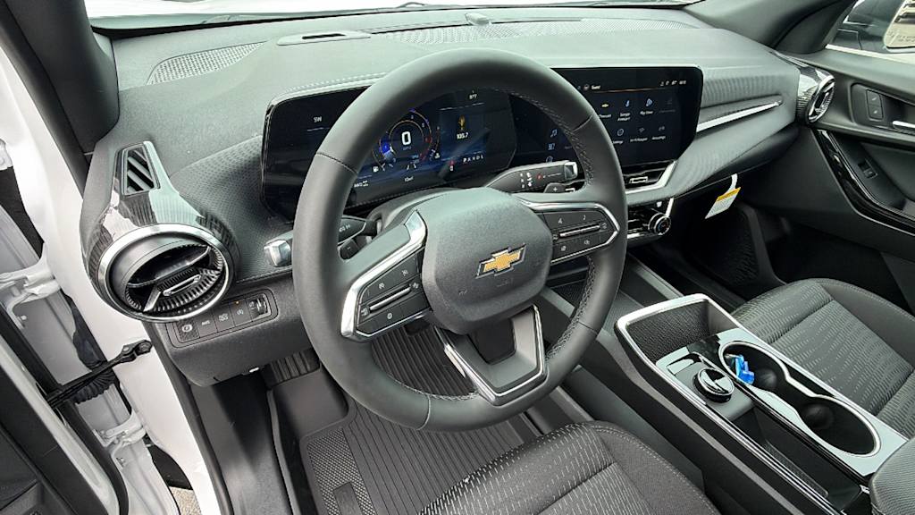 Thumbnail: 2027 Chevrolet Equinox - 2