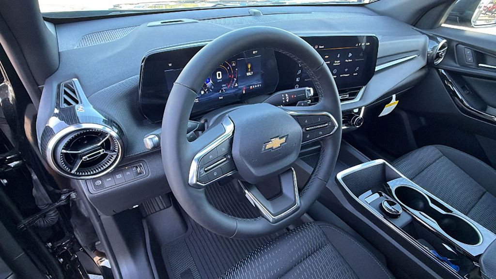 Thumbnail: 2027 Chevrolet Equinox - 2