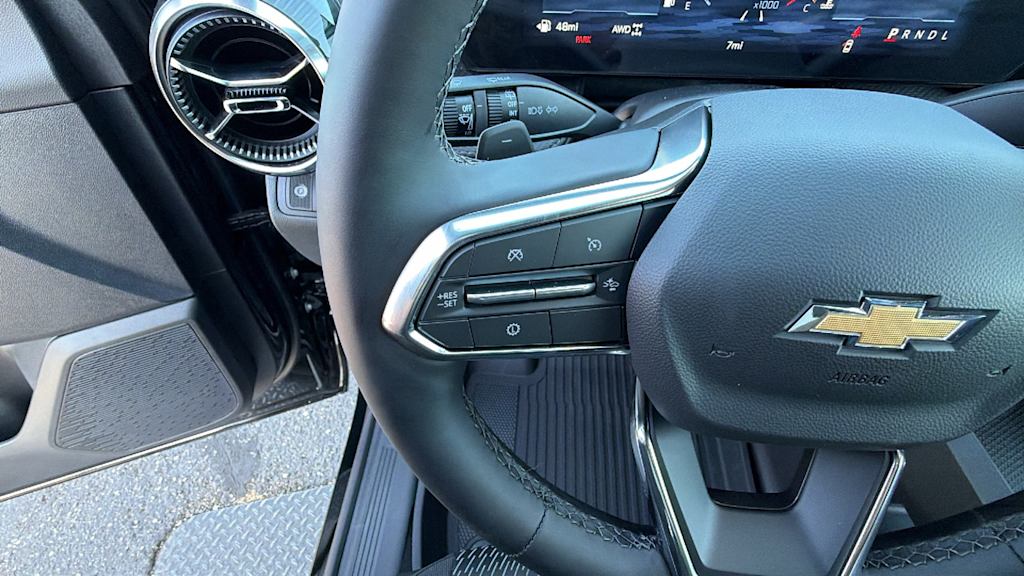 Thumbnail: 2027 Chevrolet Equinox - 24