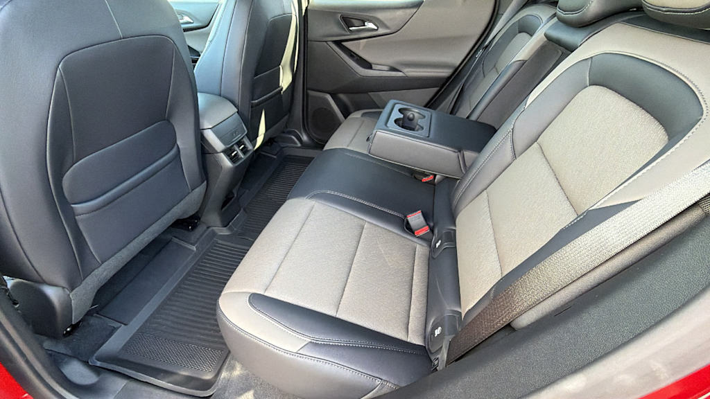 Thumbnail: 2027 Chevrolet Equinox - 12